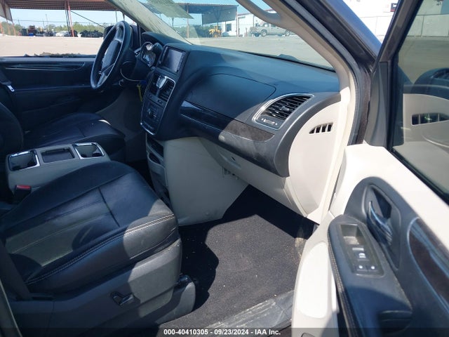 2C4RC1CG3FR601575 Chrysler Town & Country Touring-l