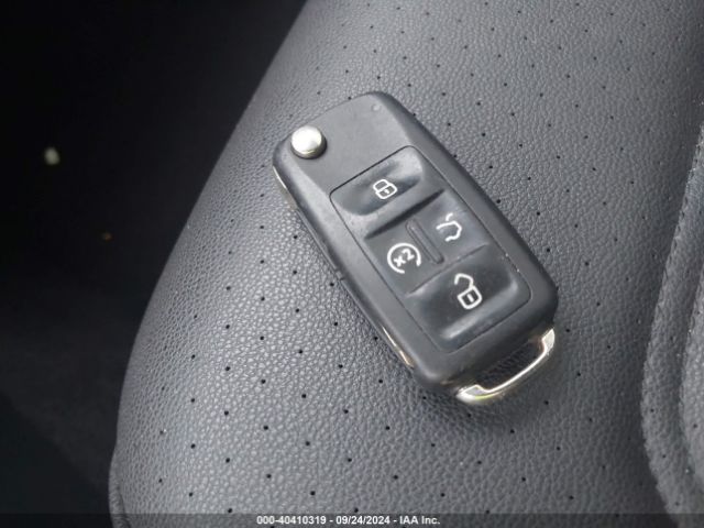 1VWSA7A34MC015156 Volkswagen Passat 2.0t Se