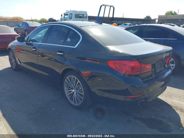 WBAJA5C57JWA56716 BMW 530I