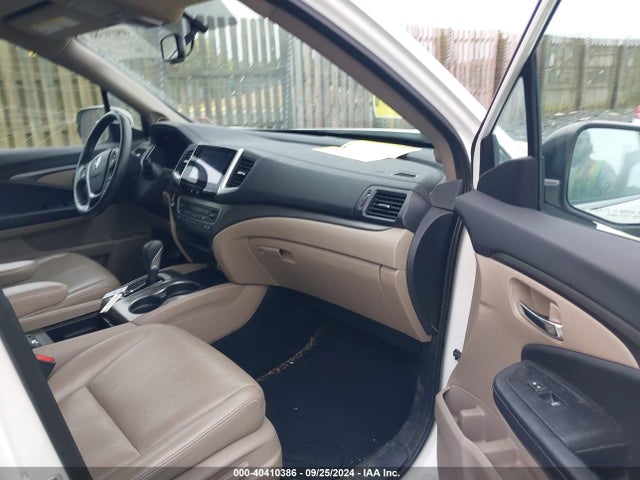 Honda Ridgeline Rtl-t 2017 5FPYK3F64HB026728 Image 5