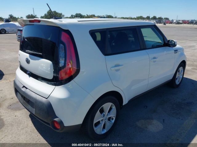 KNDJN2A21G7325033 KIA Soul