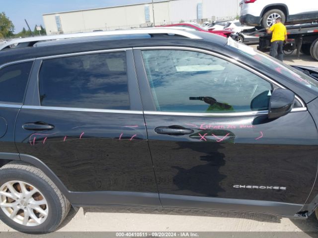 1C4PJMCB0HW555703 Jeep Cherokee Latitude 4x4