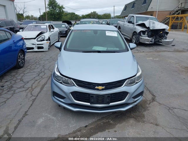 Chevrolet Cruze Ls Auto 2018 1G1BC5SM4J7227125 Image 12