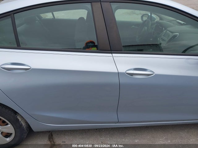 Chevrolet Cruze Ls Auto 2018 1G1BC5SM4J7227125 Image 13