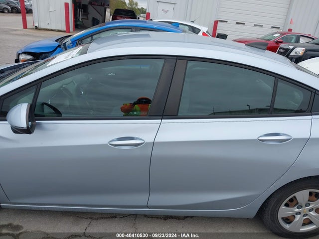 Chevrolet Cruze Ls Auto 2018 1G1BC5SM4J7227125 Image 14