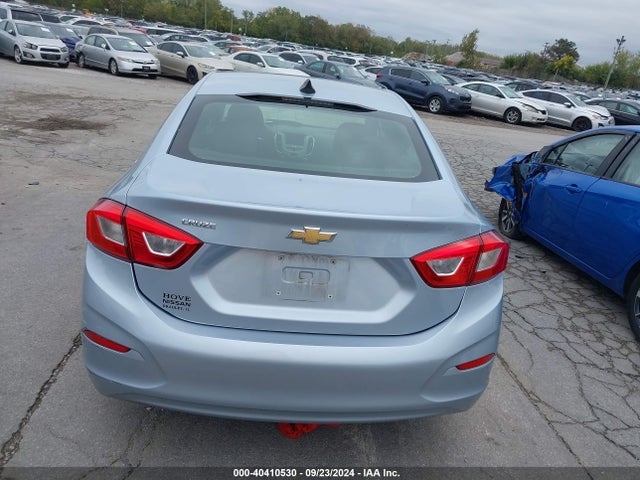 Chevrolet Cruze Ls Auto 2018 1G1BC5SM4J7227125 Image 16