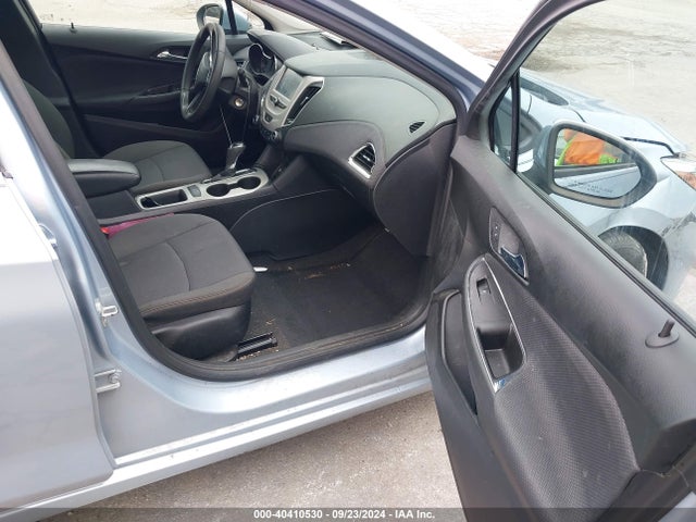 Chevrolet Cruze Ls Auto 2018 1G1BC5SM4J7227125 Image 5