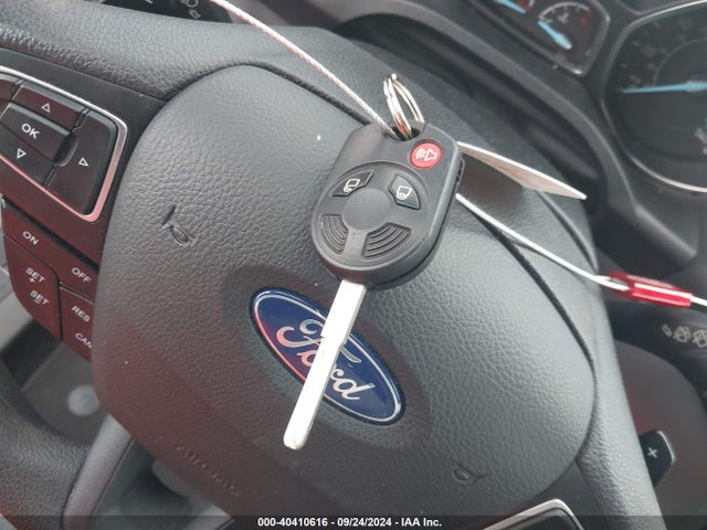 Ford ESCAPE SE 2017 1FMCU0G90HUE64346 Image 11