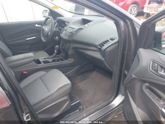 Ford ESCAPE SE 2017 1FMCU0G90HUE64346 Image 5