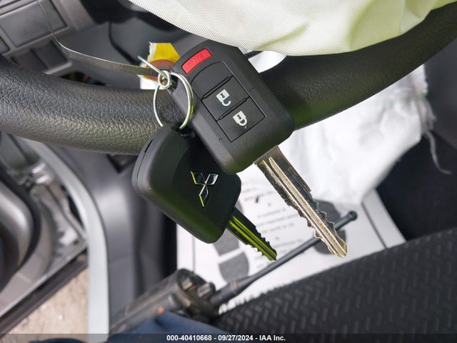 2023 MITSUBISHI ECLIPSE CROSS JA4ATVAA8PZ048278 Photo 10