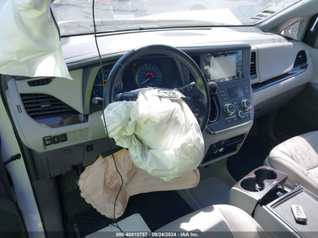 5TDYZ3DC4KS970934 Toyota Sienna Xle 8 Passenger
