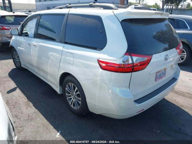 5TDYZ3DC4KS970934 Toyota Sienna Xle 8 Passenger