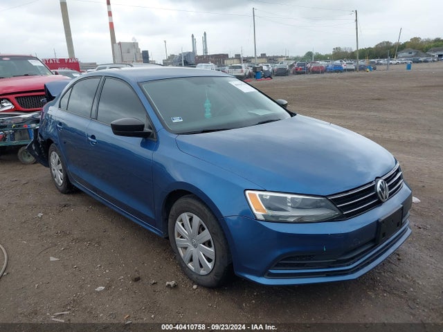 2016 3VW267AJ7GM377906 main image