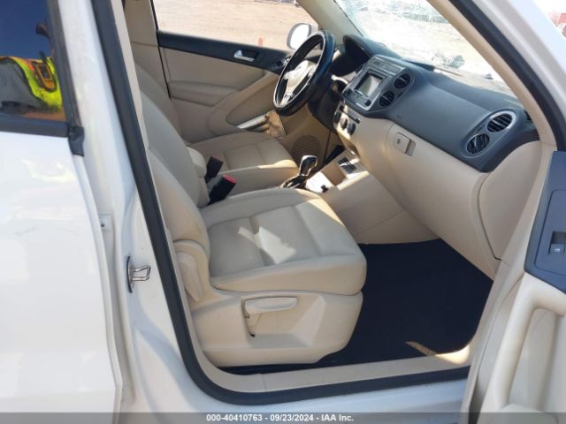 WVGBV7AX8GW552301 Volkswagen TIGUAN S