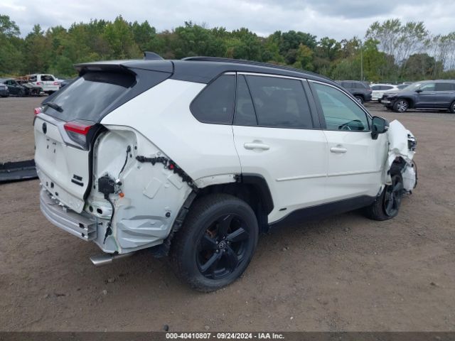 2021 TOYOTA RAV4 HYBRID 4T3E6RFV0MU062317 Photo 3