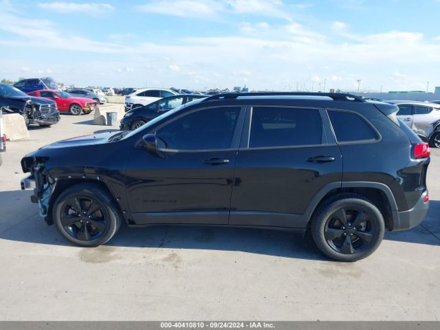 1C4PJLCB7GW125479 Jeep Cherokee Altitude