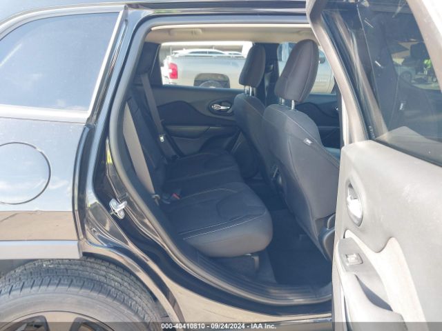 1C4PJLCB7GW125479 Jeep Cherokee Altitude