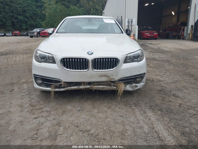 BMW 528i Xdrive 2014 WBA5A7C5XED615588 Image 11