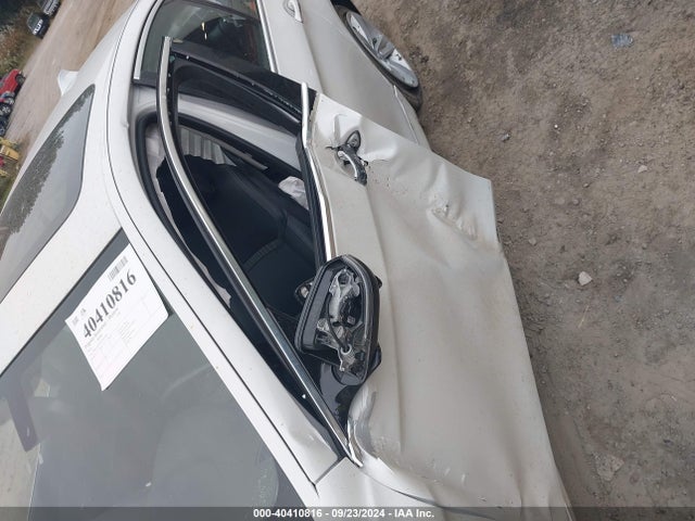 WBA5A7C5XED615588 BMW 528i Xdrive