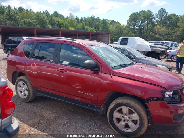1C4NJCEB9HD198662 Jeep Compass Latitude Fwd