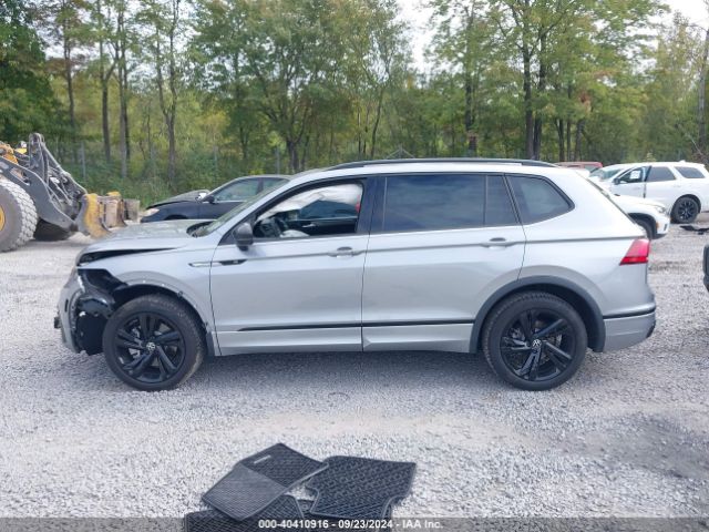 3VV8B7AXXRM024125 Volkswagen Tiguan 2.0t Se R-line Black/se Black