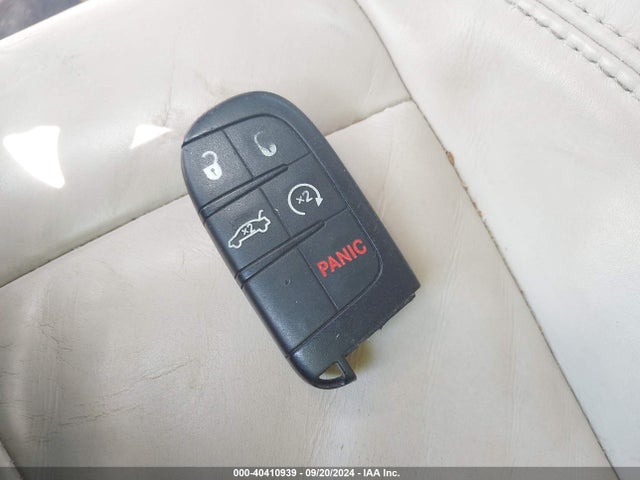1C3CCCCG1FN520156 Chrysler 200 C