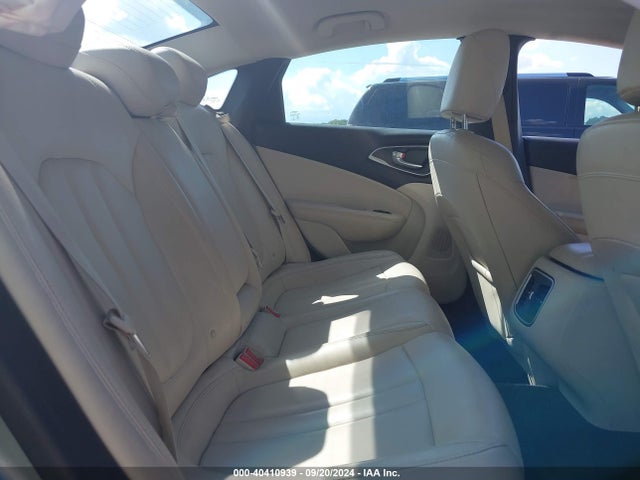 1C3CCCCG1FN520156 Chrysler 200 C