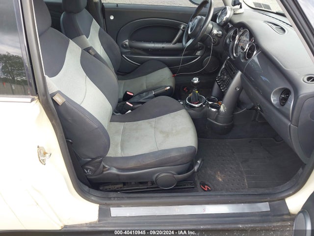 2005 MINI COOPER S WMWRE33495TD94709 Photo 4