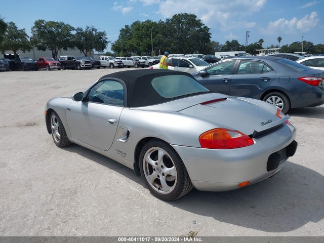 2002 PORSCHE BOXSTER WP0CA29892U625359 Photo 2