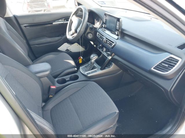 KNDEU2AA8M7226166 KIA SELTOS S