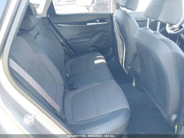 KNDEU2AA8M7226166 KIA SELTOS S