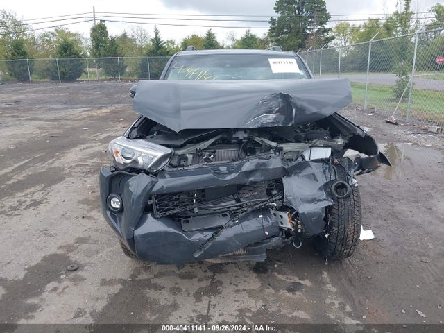 Toyota 4runner Sr5 Premium 2024 JTENU5JRXR6222796 Image 13