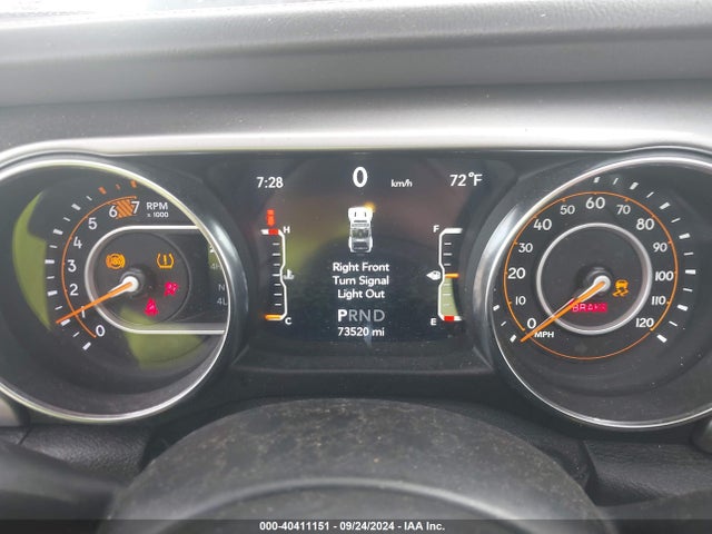 1C4HJXEN9MW525316 Jeep Wrangler Unlimited Sahara 4x4
