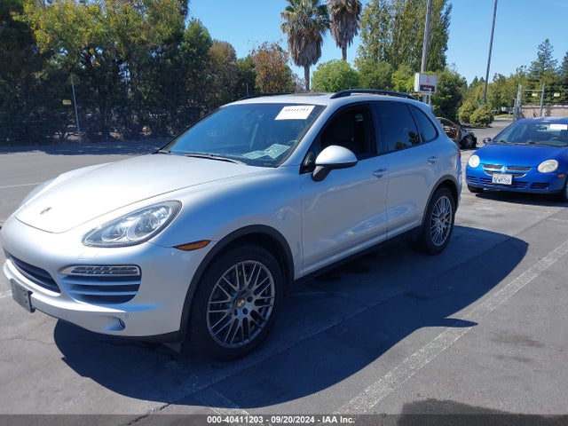 2012 PORSCHE CAYENNE WP1AA2A2XCLA06273 Photo 1