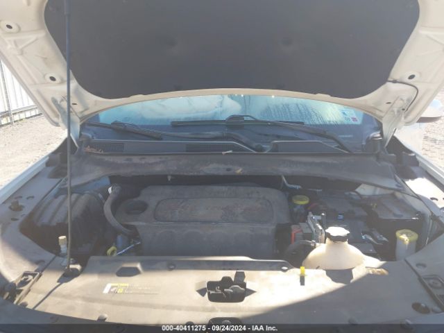 3C4NJCBB3JT155956 Jeep Compass Latitude Fwd