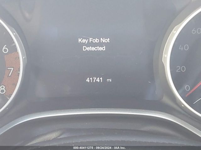 3C4NJCBB3JT155956 Jeep Compass Latitude Fwd