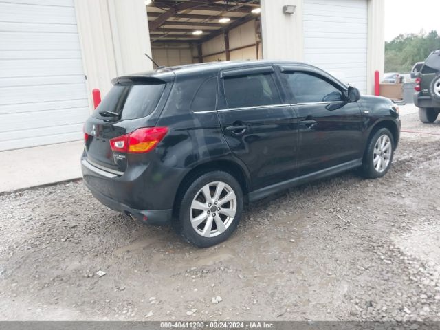 4A4AP4AUXEE015987 Mitsubishi Outlander Sport Se