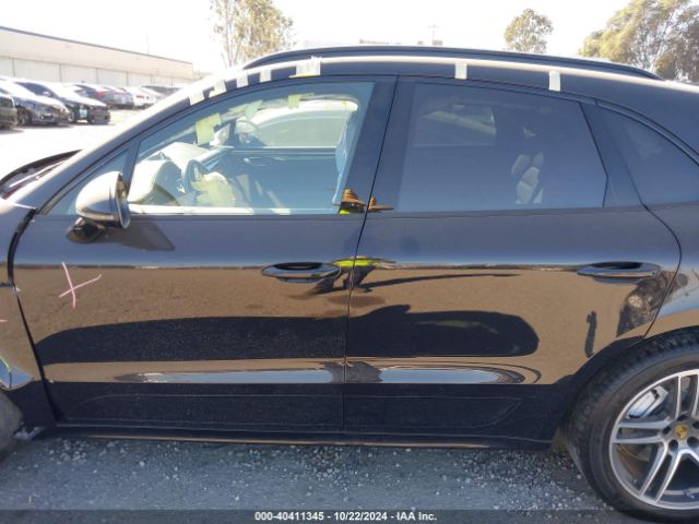 WP1AF2A58MLB60722 Porsche Macan Turbo