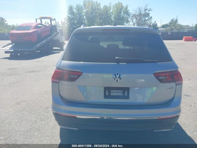 3VV2B7AX1MM031429 Volkswagen Tiguan 2.0t Se/2.0t Se R-line Black/2.0t Sel