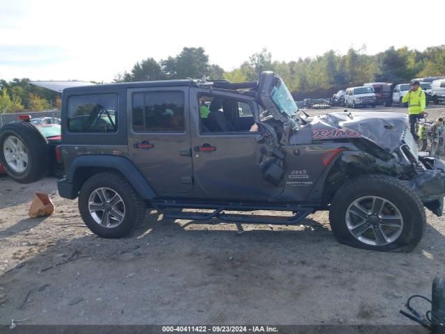 1C4HJWDG0JL929762 Jeep Wrangler Jk Unlimited Sport S 4x4