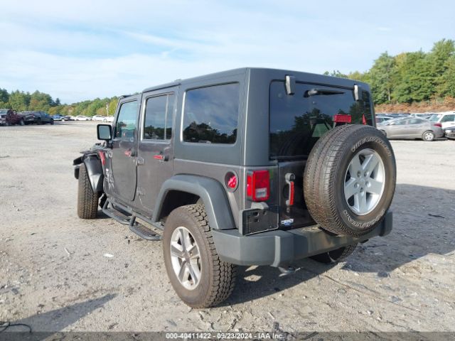 1C4HJWDG0JL929762 Jeep Wrangler Jk Unlimited Sport S 4x4