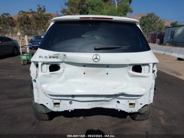 W1N4M4GB0MW093683 Mercedes-Benz GLB 250
