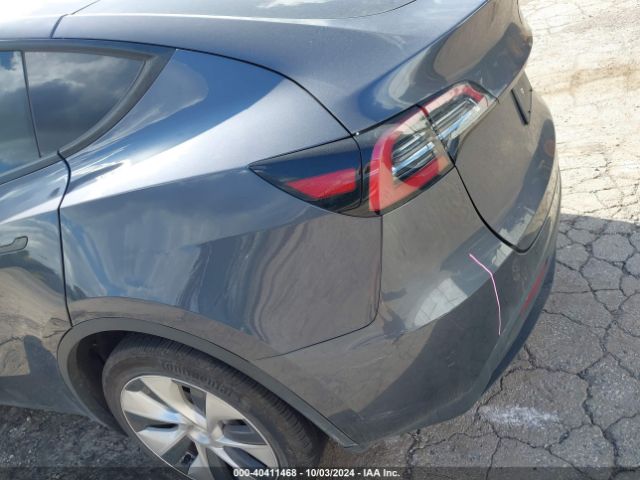 7SAYGDEE4PF764121 Tesla Model Y