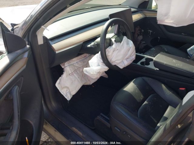 7SAYGDEE4PF764121 Tesla Model Y
