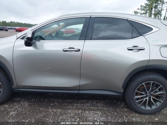 JTJHKCEZ3S2040731 Lexus Nx 350h Luxury