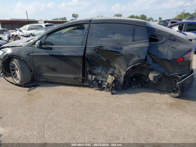 5YJXCDE29JF104609 Tesla Model X 100d/75d/p100d