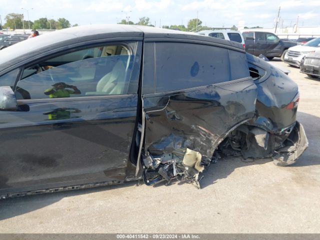 5YJXCDE29JF104609 Tesla Model X 100d/75d/p100d