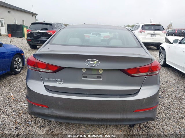 Hyundai ELANTRA SE 2018 5NPD74LF4JH354371 Image 16