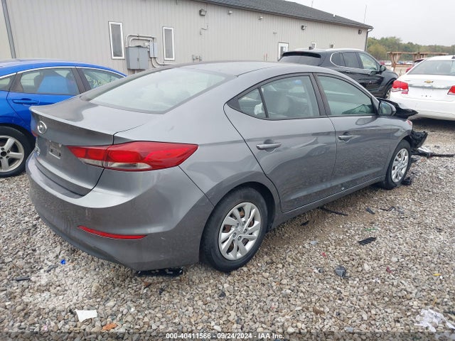 Hyundai ELANTRA SE 2018 5NPD74LF4JH354371 Image 4