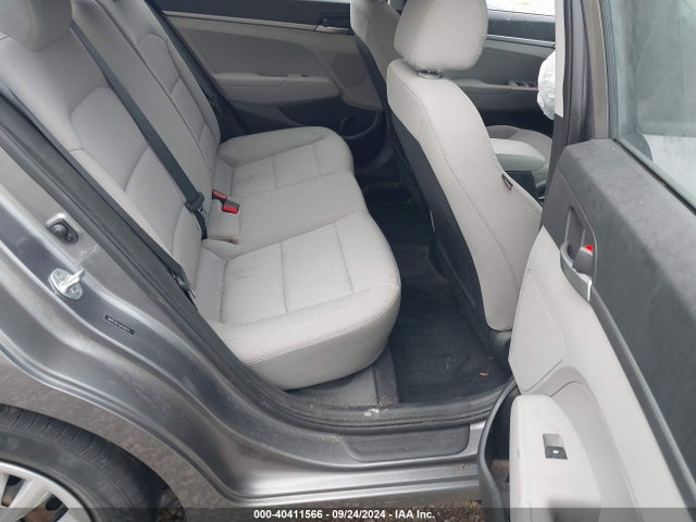 Hyundai ELANTRA SE 2018 5NPD74LF4JH354371 Image 8